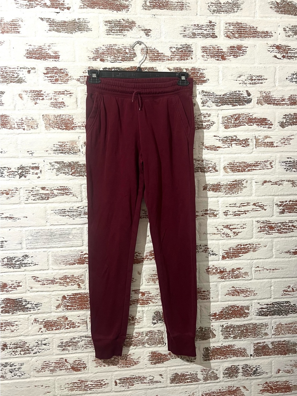 Old Navy Maroon Joggers Youth XXL (18)